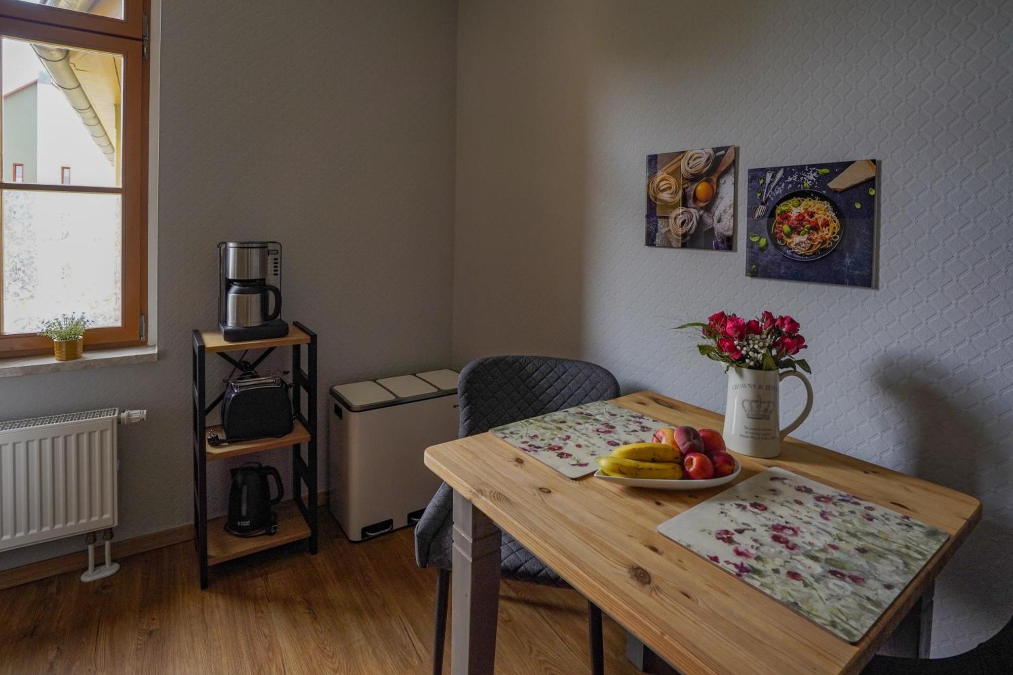 Abendsonne Apartment Наумбург Екстериор снимка