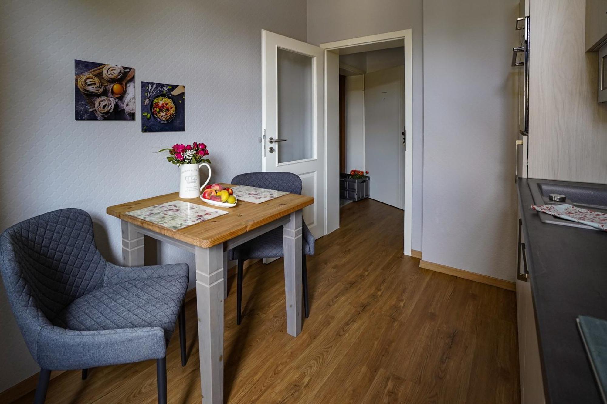Abendsonne Apartment Наумбург Екстериор снимка